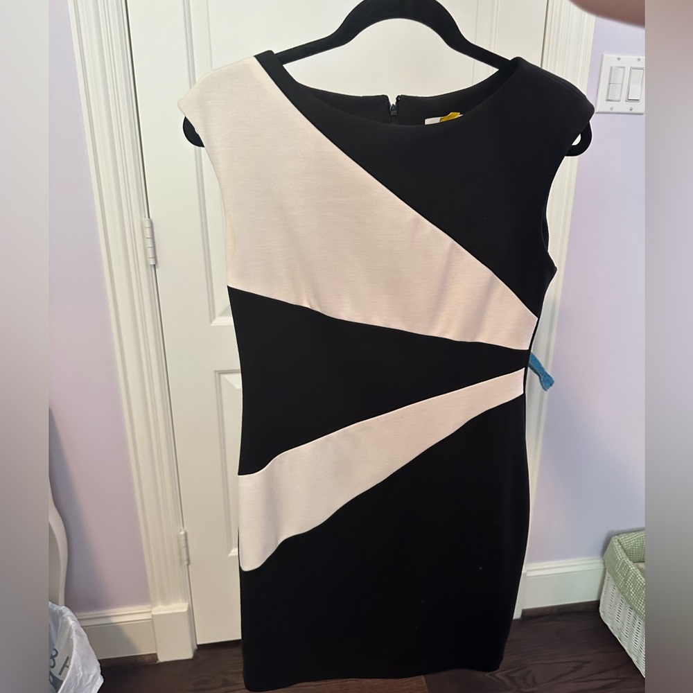 Calvin Klein- Dress